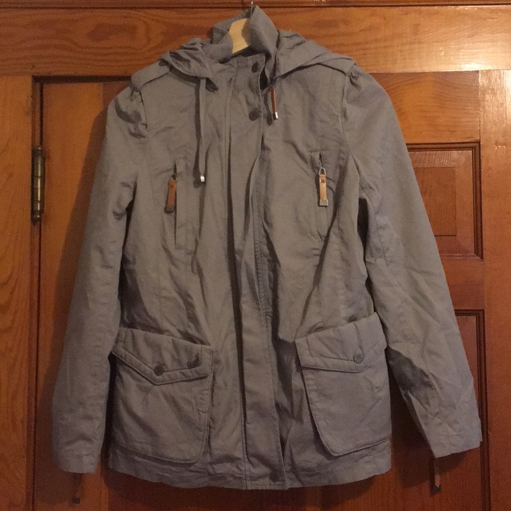 ONLY Jacket size Small NWT Gray